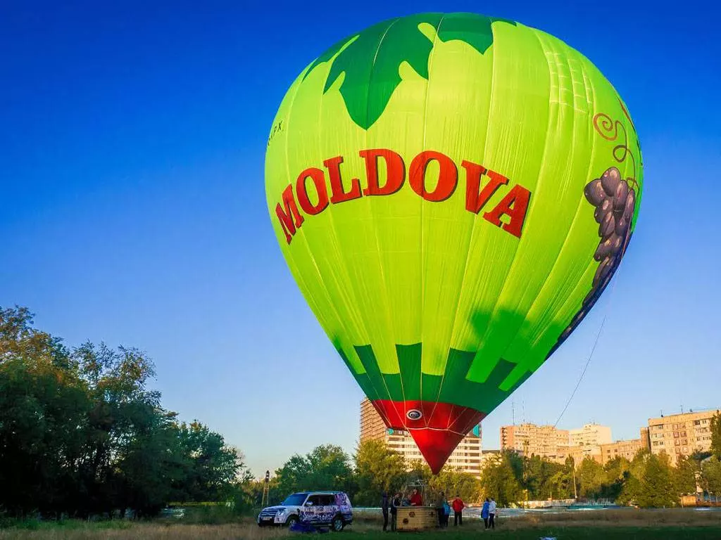 Zbor cu balon11 https://voyages-moldavie.com/wp-content/uploads/2019/08/Zbor-cu-balon11.webp