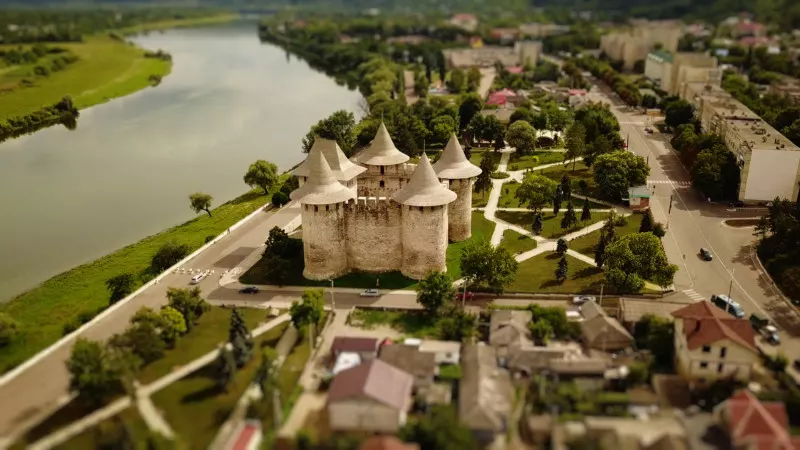 La beauté de la Moldavie capturée en miniature