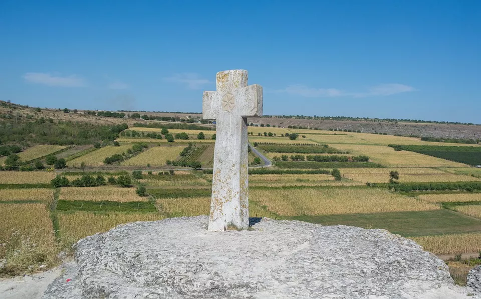 6 lieux magiques en Moldavie où vous pouvez faire un vœu