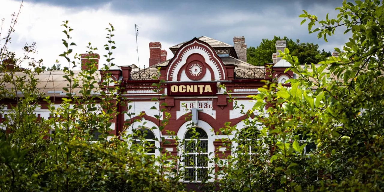 Scopri Ocnita nelle foto di Ion Urusciuc