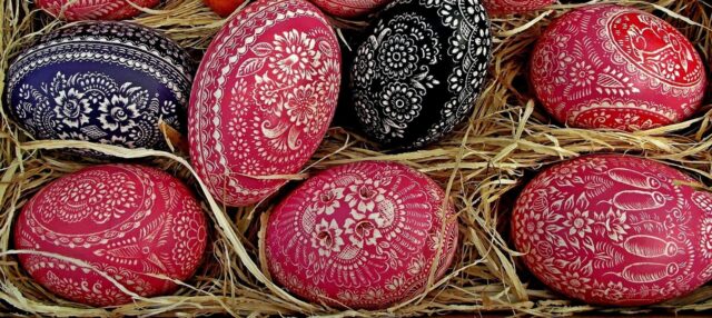 Vacances de Pâques en Moldavie: Pysanka sacrée et le printemps qui vous