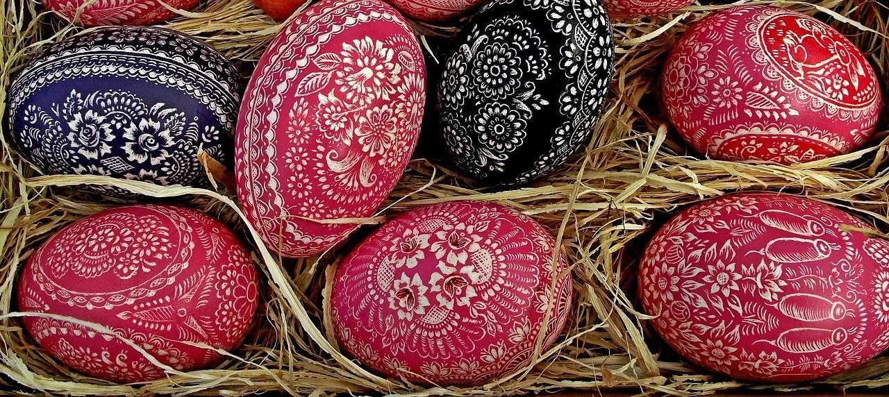 Vacances de Pâques en Moldavie: Pysanka sacrée et le printemps qui vous