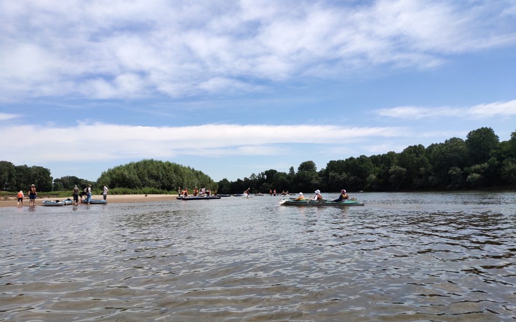 https://voyages-moldavie.com/wp-content/uploads/2025/08/Сплавы-по-реке-1024x768-1-1024x640.jpg