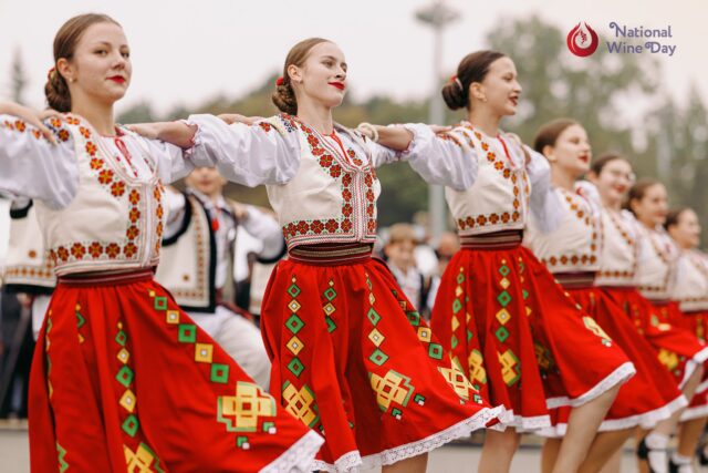 Visitez la belle et culturelle Moldavie.